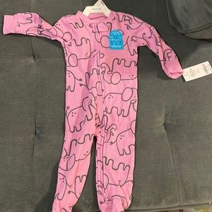 9 mos baby girl pajama set pink and grey new with tags